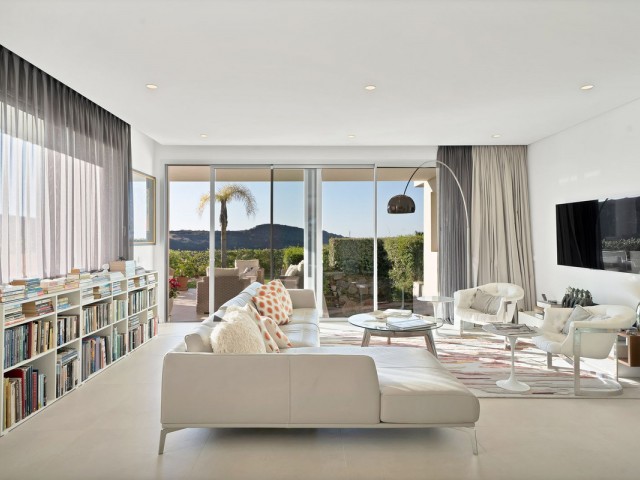 3 Makuuhuoneen Huoneisto Benahavís