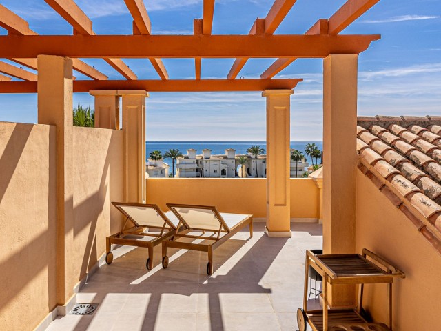 3 Makuuhuoneen Rivitalo Estepona