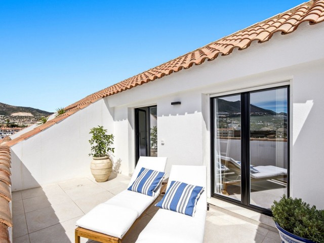 Kattohuoneisto Torrequebrada