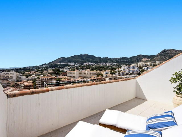 Kattohuoneisto Torrequebrada