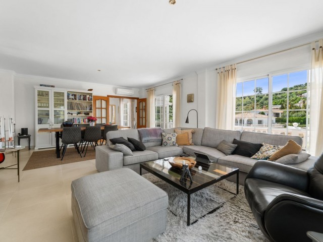 4 Makuuhuoneen Huvila Mijas