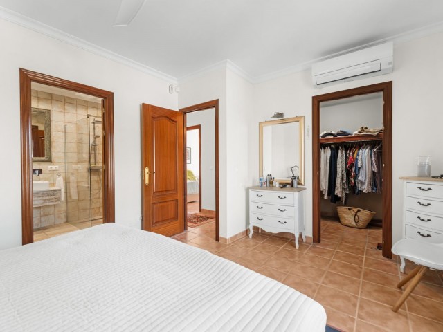 4 Makuuhuoneen Huvila Mijas