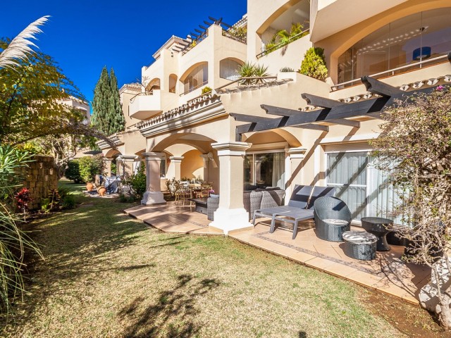 Appartement avec 2 Chambres  à Elviria
