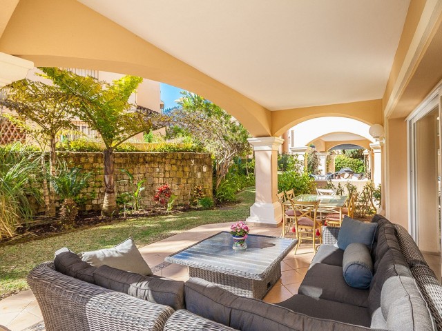 Appartement avec 2 Chambres  à Elviria
