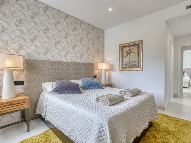 2 Makuuhuoneen Huoneisto Estepona