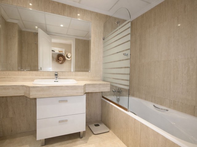 Kattohuoneisto Elviria