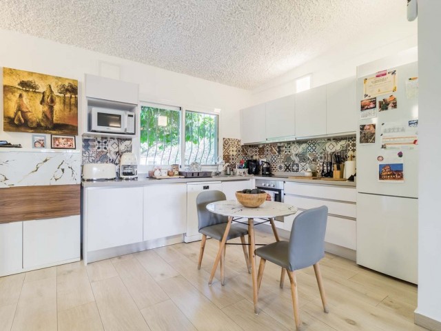 Villa con 2 Dormitorios  en Estepona