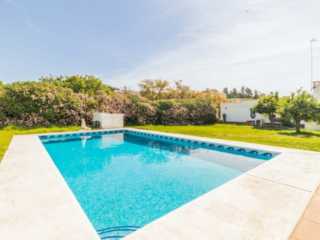 2 Sovrums Villa i Estepona
