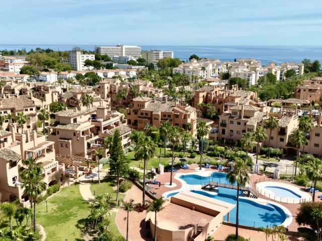 Huoneisto, Hacienda del Sol, R5362738