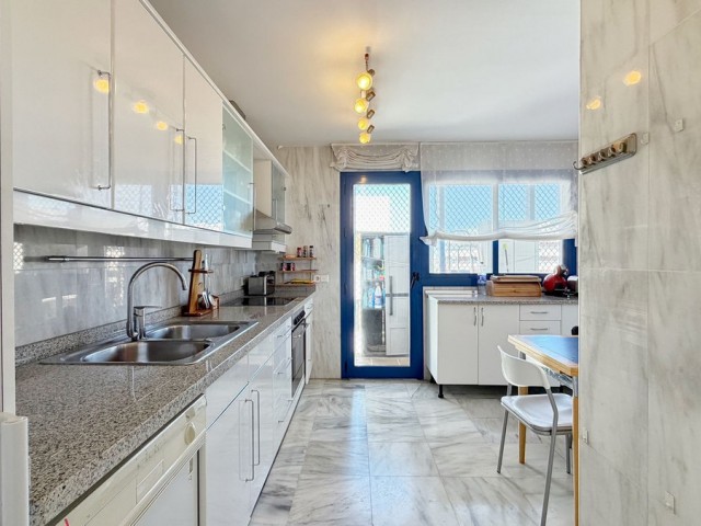 Appartement avec 4 Chambres  à Marbella