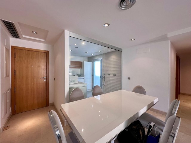 Appartement avec 3 Chambres  à Marbella