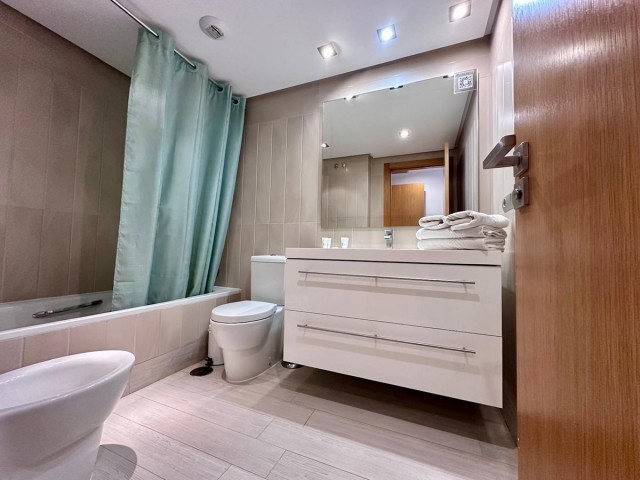 Appartement avec 3 Chambres  à Marbella