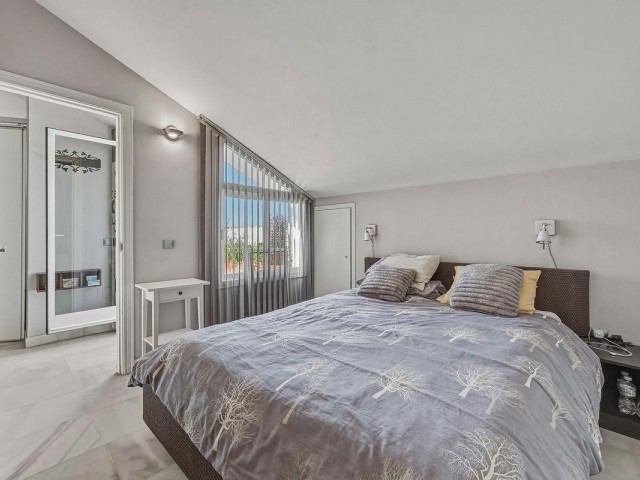 Appartement avec 3 Chambres  à Nagüeles