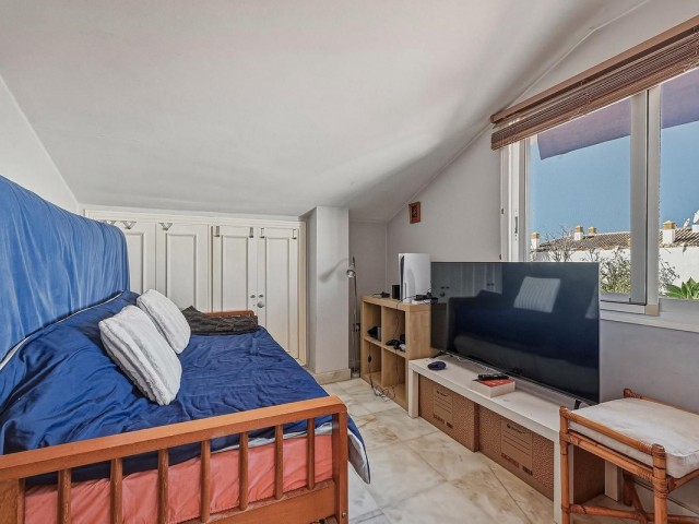 Appartement avec 3 Chambres  à Nagüeles