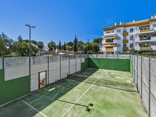 Appartement avec 3 Chambres  à Nagüeles