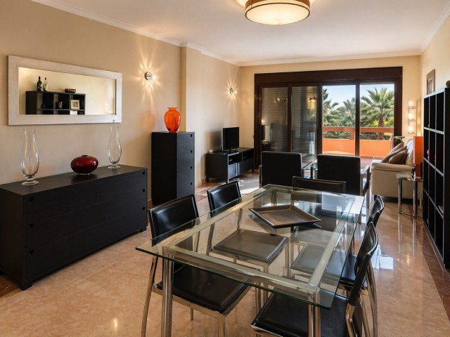 2 Sovrums Lägenhet i Estepona