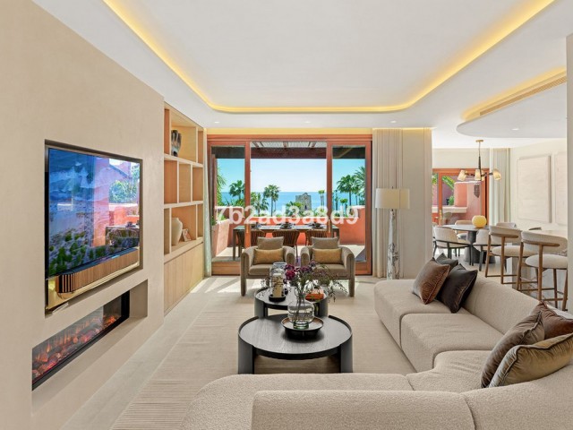 Kattohuoneisto New Golden Mile