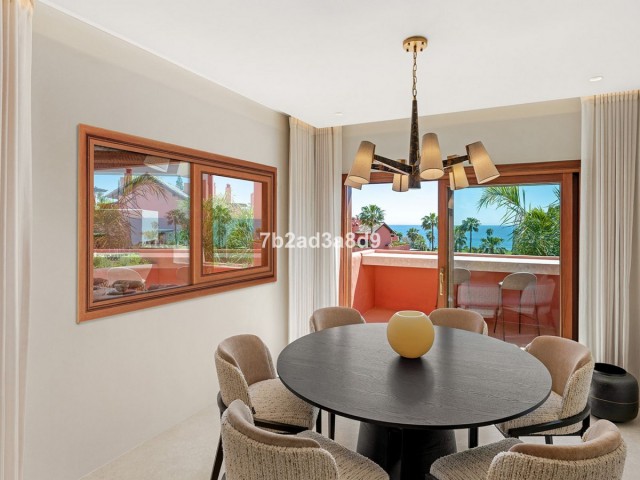 Kattohuoneisto New Golden Mile