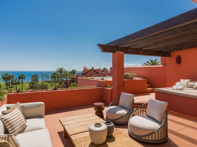 Penthouse in New Golden Mile