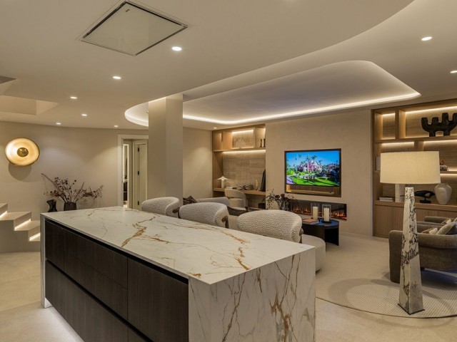 Penthouse in New Golden Mile