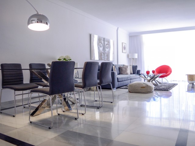 Appartement avec 2 Chambres  à Puerto Banús