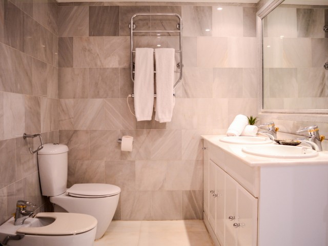 Appartement avec 2 Chambres  à Puerto Banús