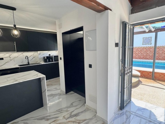 Villa avec 5 Chambres  à Alhaurín de la Torre