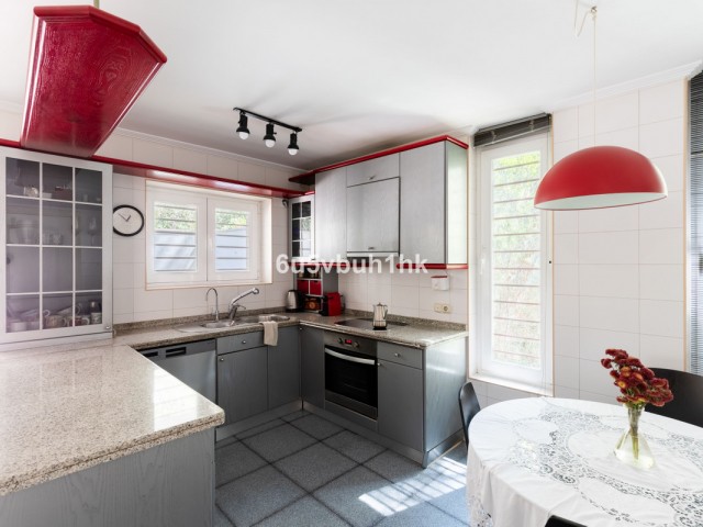 Appartement avec 3 Chambres  à Málaga