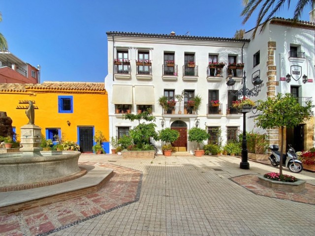 Liikekiinteistö Marbella