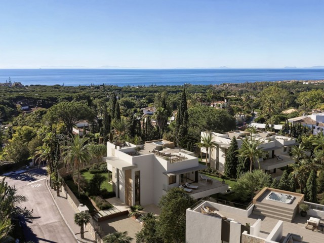5 Bedrooms Villa in Marbella