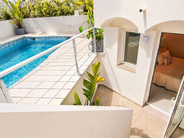 3 Makuuhuoneen Huvila Estepona