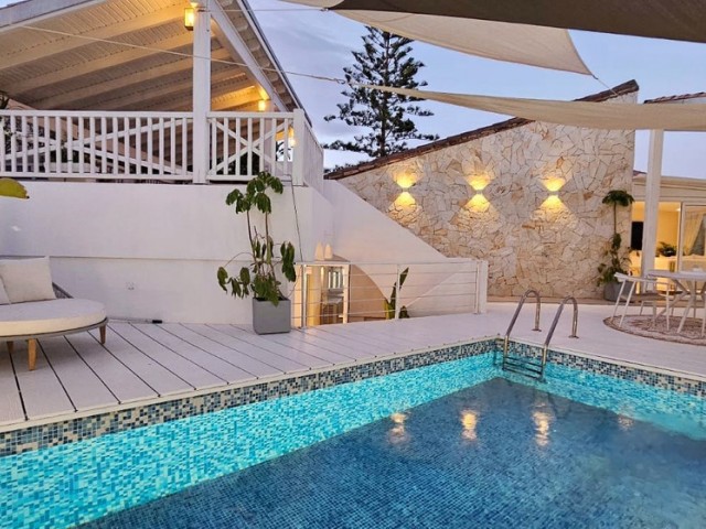 Huvila, Estepona