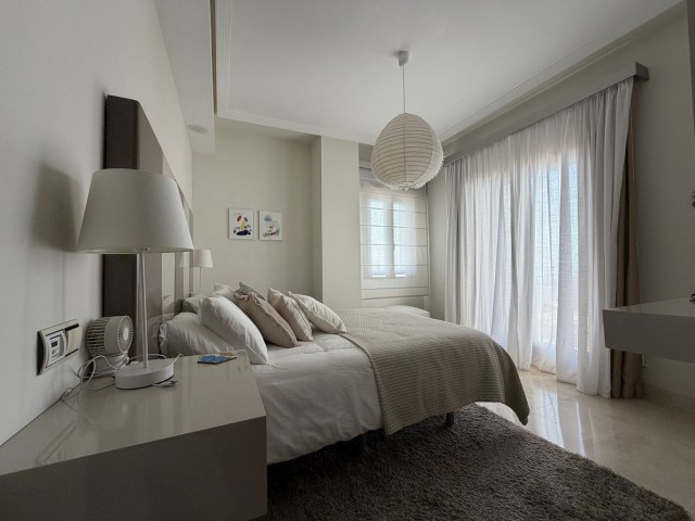 4 Makuuhuoneen Huvila Benahavís