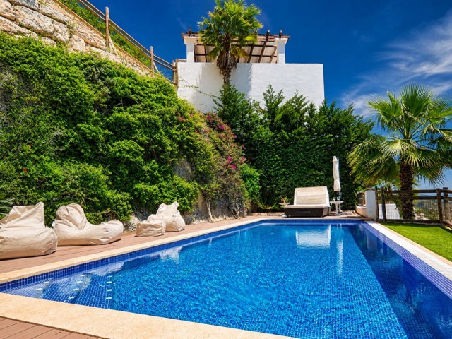 4 Slaapkamer Villa in Benahavís