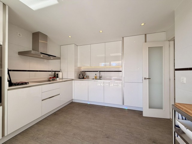 3 Makuuhuoneen Huoneisto Benahavís