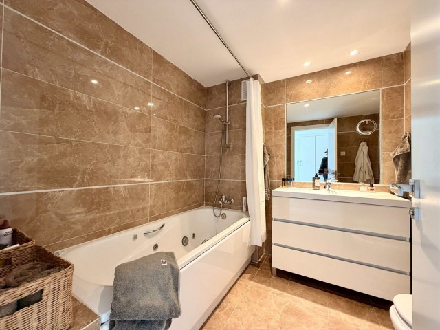 3 Makuuhuoneen Huoneisto Benahavís