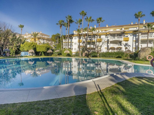 Apartment, Puerto Banús, R5364052