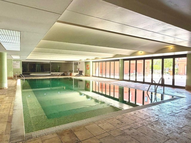 2 Makuuhuoneen Huoneisto Estepona