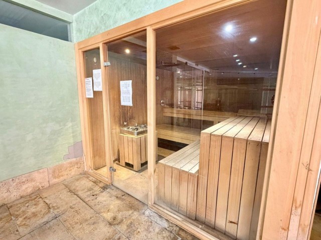 2 Makuuhuoneen Huoneisto Estepona