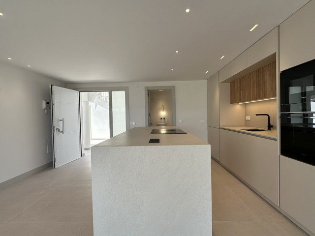 4 Slaapkamer Rijtjeshuis in Torrequebrada