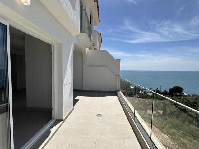 4 Slaapkamer Rijtjeshuis in Torrequebrada