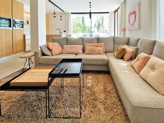 3 Makuuhuoneen Huoneisto Puerto Banús