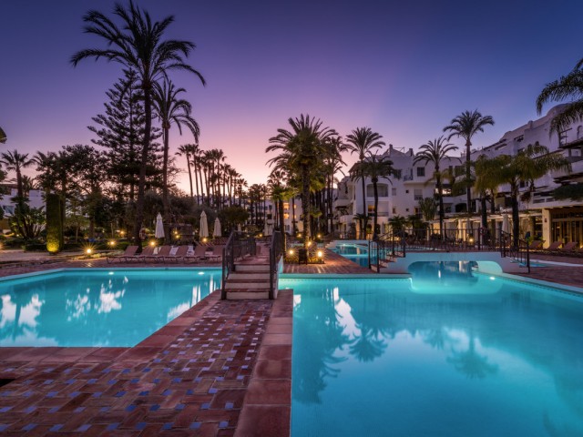 3 Makuuhuoneen Huoneisto Puerto Banús