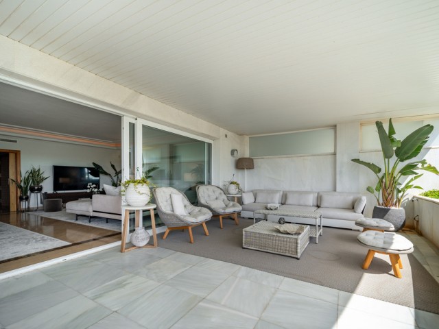 3 Makuuhuoneen Huoneisto Puerto Banús