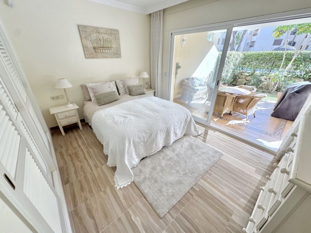 Appartement avec 2 Chambres  à Elviria