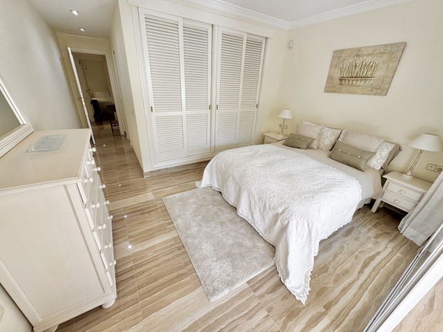 Appartement avec 2 Chambres  à Elviria