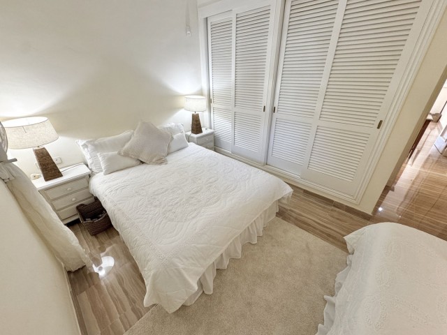 Appartement avec 2 Chambres  à Elviria