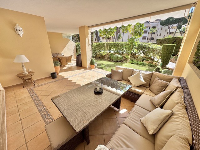 Appartement avec 2 Chambres  à Elviria