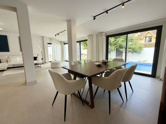 5 Makuuhuoneen Huvila Puerto Banús