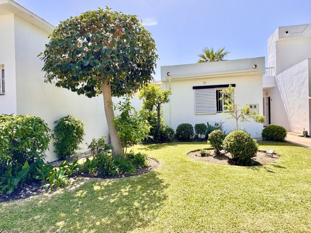 2 Slaapkamer Villa in Nueva Andalucía